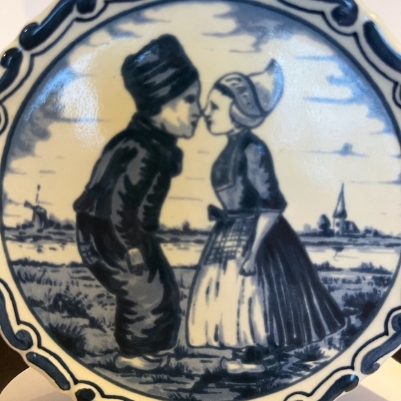 Vintage Delft Dutch Boy and Girl Coaster Wall Plaque Ornament - Picture 2 of 6
